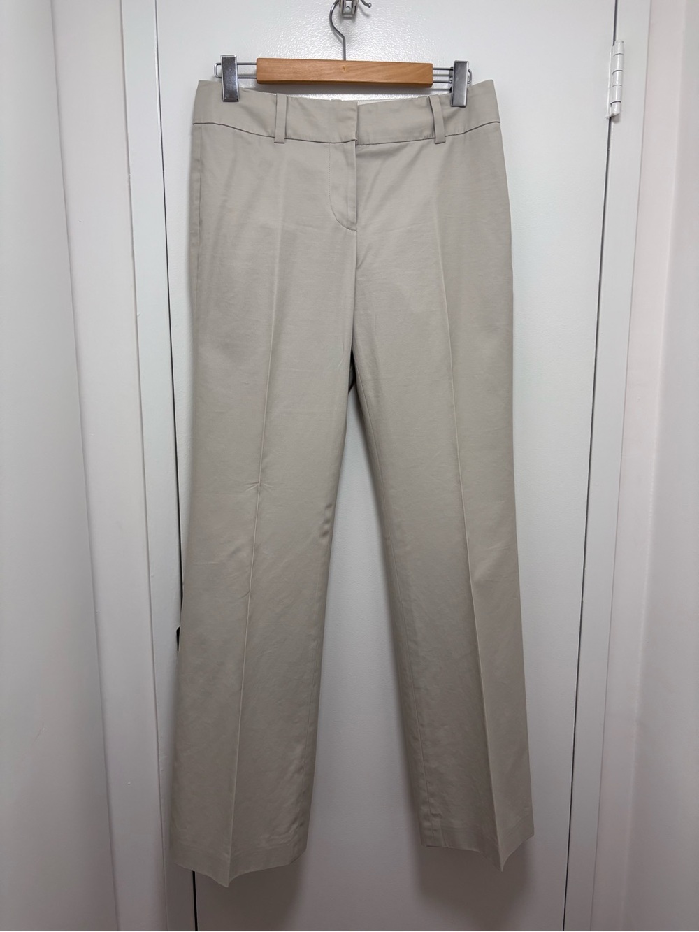 Ann Taylor Straight-Leg Trousers in Light Beige